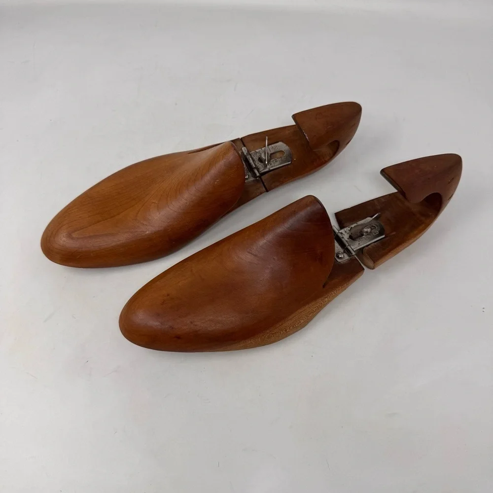 Vintage GUCCI Wooden Shoe stretchers‎ size 06 RARE